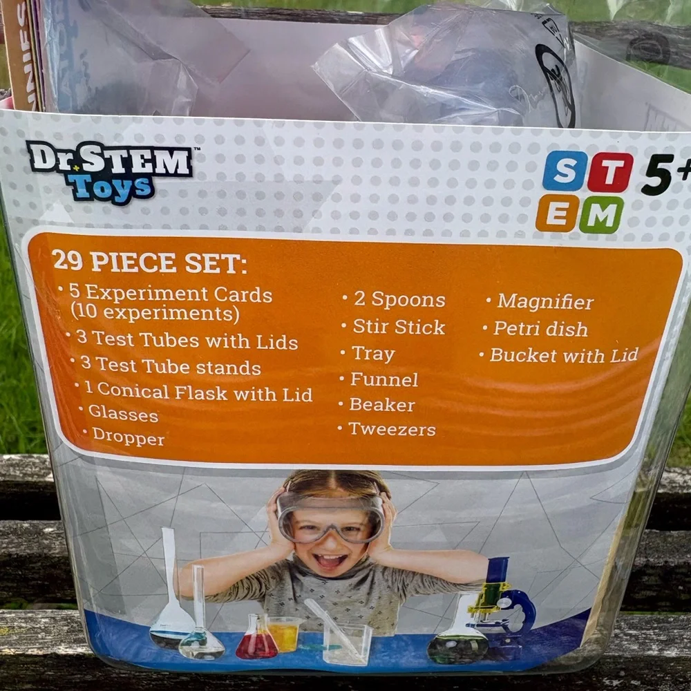Dr. Stem Toys Chemistry Bucket NWT